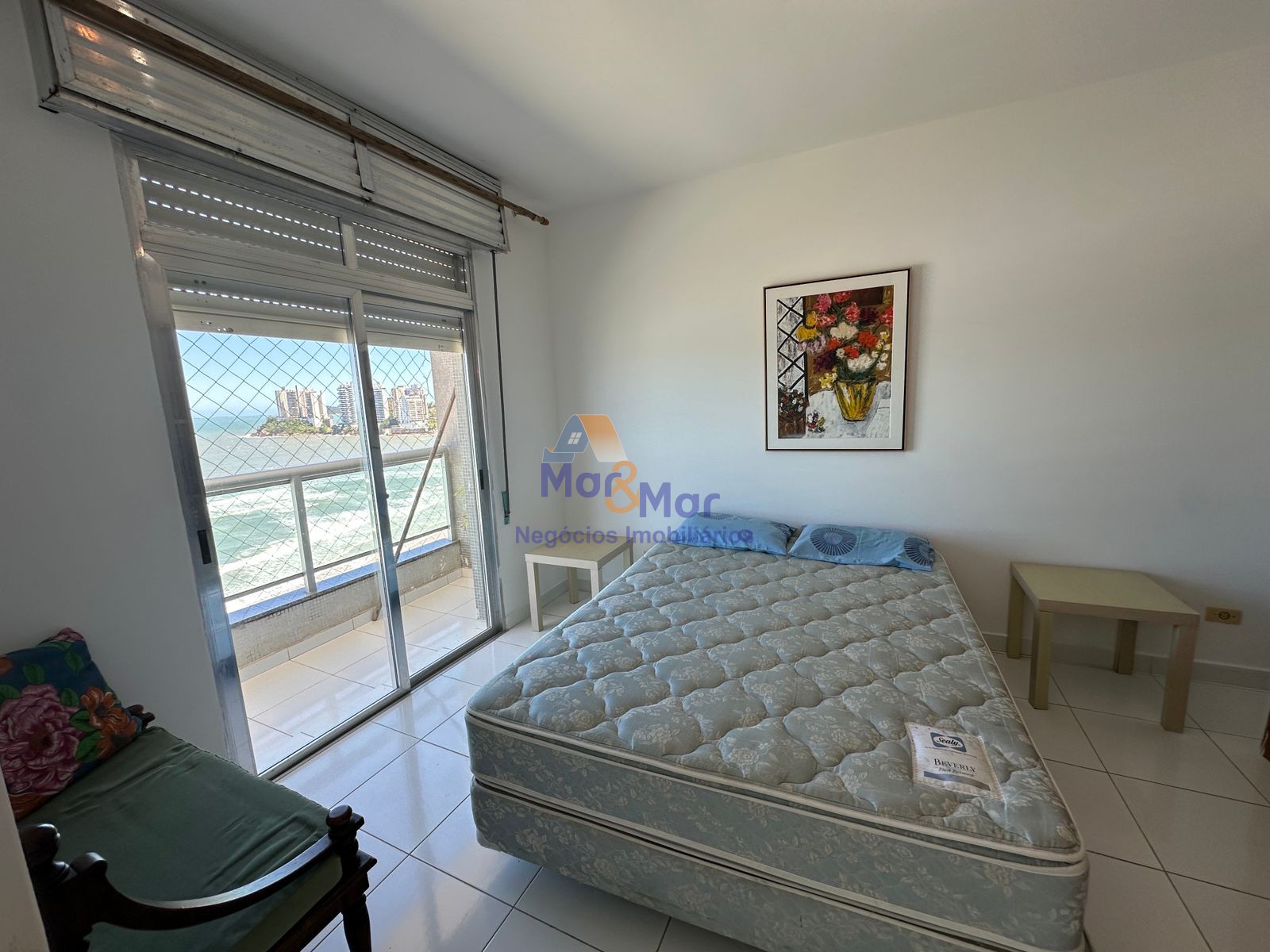Apartamento Frente ao Mar, Praia Pitangueiras, Guarujá - SP