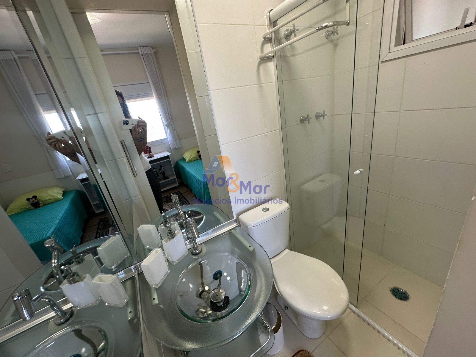 Apartamento na Praia das Astúrias, Guarujá - SP