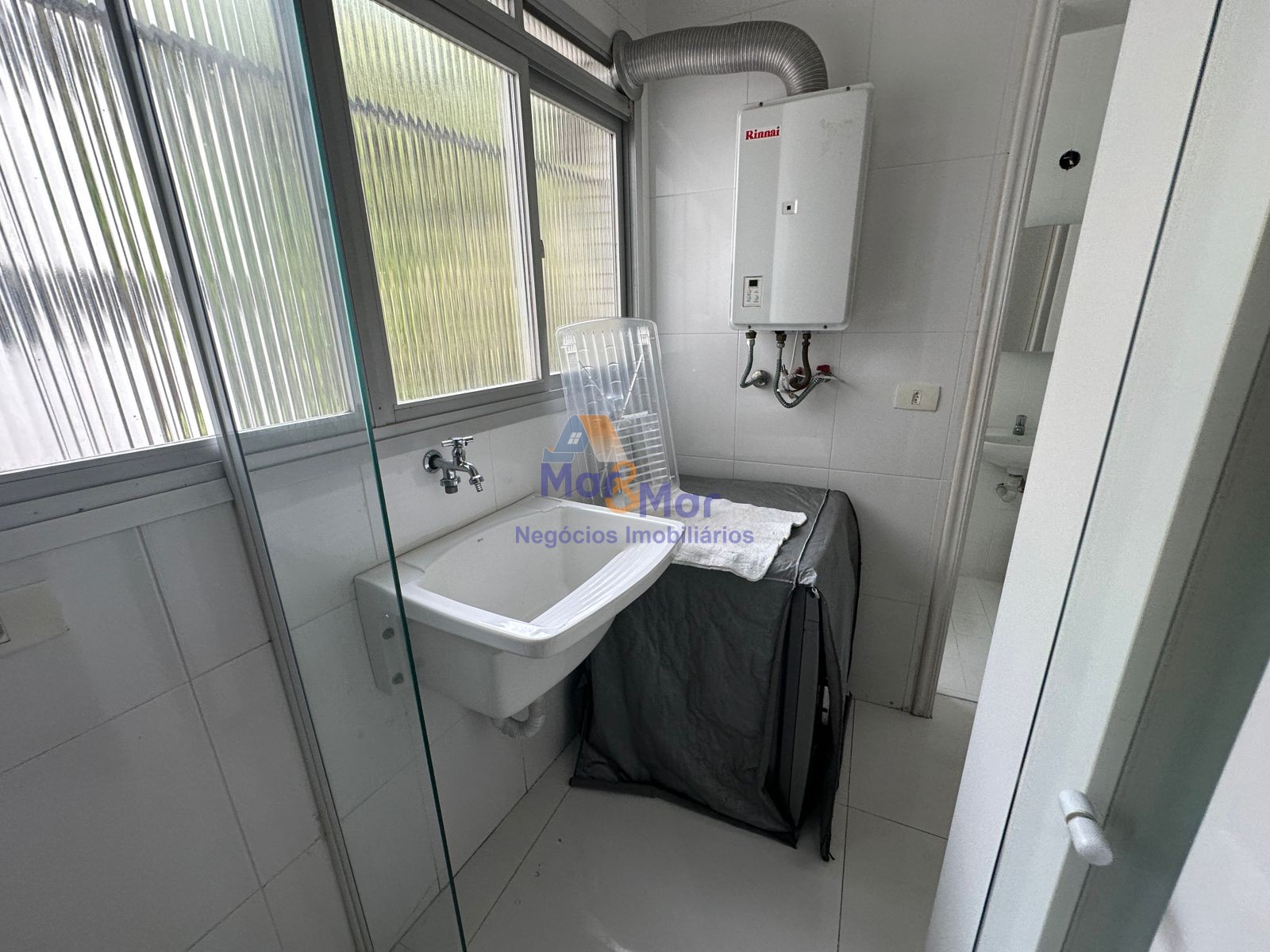 Apartamento Frente ao Mar nas Pitangueiras, Guarujá - SP