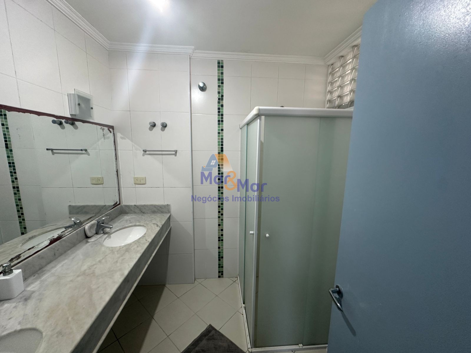 Apartamento Frente ao Mar, Pitangueiras, Guarujá - SP